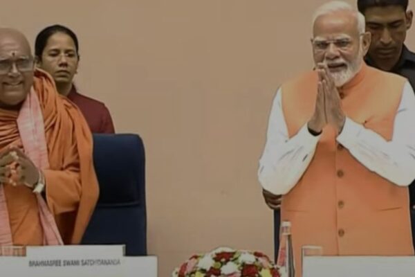‘ശ്രീനാരായണ ഗുരുവിൻ്റെ ആശയങ്ങളിൽ നിന്ന് പ്രചോദനം ഉൾക്കൊണ്ടാണ് സർക്കാർ പ്രവർത്തിക്കുന്നത്’; പ്രധാനമന്ത്രി
