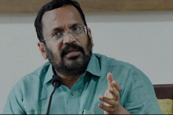 ഉരുള്പൊട്ടല് ദുരന്തബാധിതര്ക്കുള്ള വീടിന് തുക നിശ്ചയിച്ചെന്ന് പ്രചരിപ്പിക്കുന്നതാര്?’ ഷാജിമോന് ചൂരല്മലയുടെ FB പോസ്റ്റ് തള്ളി മന്ത്രി കെ രാജന്