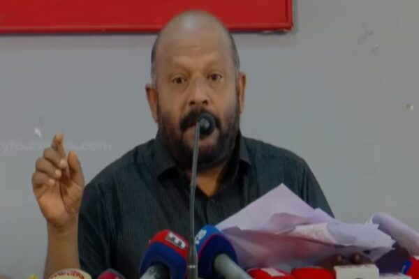 ഒരാൾക്ക് ഒരു സ്ഥലത്ത് വീടുണ്ട് എന്ന കാരണത്താൽ മാത്രം അവിടുത്തെ വോട്ടർ ആകില്ല’; തൃശ്ശൂരിലെ വോട്ട് ക്രമക്കേട് ആവർത്തിച്ച് വി എസ് സുനിൽകുമാർ