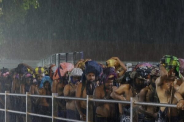 പമ്പയിൽ ജലനിരപ്പ് ഉയർന്നു, അടുത്ത 3 മണിക്കൂറിൽ ഇടത്തരം മഴയ്ക്ക് സാധ്യത, ഇന്ന് 5 ജില്ലകളിൽ ഓറഞ്ച് അലേർട്ട്