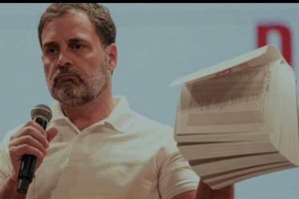 കള്ളവോട്ടിന് തെളിവുണ്ടെങ്കിൽ രാഹുൽ ഗാന്ധി രേഖാമൂലം ഉടൻ സമീപിക്കണം: തിരഞ്ഞെടുപ്പ് കമ്മീഷന്