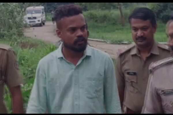മാല മോഷണത്തിന് സർക്കാർ ഉദ്യോഗസ്ഥൻ പിടിയിൽ; സംഭവം പാലക്കാട്