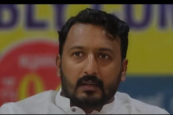 ‘ഗര്ഭഛിദ്രത്തിന് നിര്ബന്ധിച്ചു’; രാഹുല് മാങ്കൂട്ടത്തിലിനെതിരെ പൊലീസിലും ബാലാവകാശ കമ്മിഷനിലും പരാതി