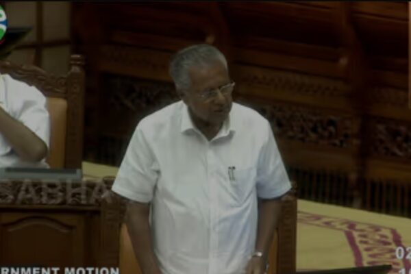 ഏകകണ്ഠമായി കേരള നിയമസഭ, ‘തിടുക്കപ്പെട്ട് കൊണ്ട് വരുന്നത് നിഷ്കളങ്കമായി കാണാന് കഴിയില്ല’; എസ്ഐആറിനെതിരെ പ്രമേയം പാസാക്കി