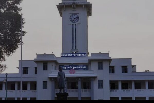 ചട്ടങ്ങൾ മറികടന്ന് വി സി; കേരള സർവകലാശാലയിൽ സെനറ്റ് യോഗം വിളിച്ച് മോഹനൻ കുന്നുമ്മൽ
