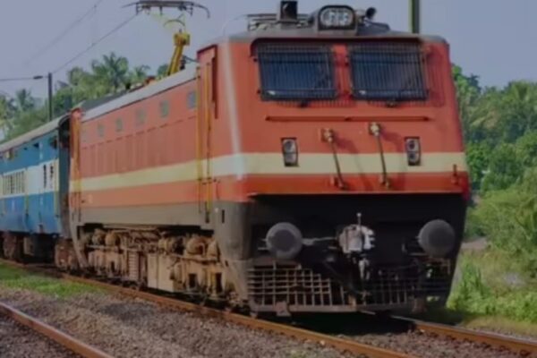 ചങ്ങനാശ്ശേരി-കോട്ടയം റെയിൽവേ ലൈനിൽ പാലത്തിൽ അറ്റകുറ്റപ്പണി; ട്രെയിൻ ഗതാഗതത്തിൽ നിയന്ത്രണം