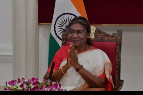 രാഷ്ട്രപതി ശബരിമലയിലേക്ക്; ഈ മാസം 22 ന് ദർശനം നടത്തും