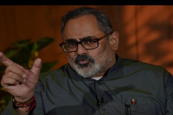 ‘ഹിന്ദു സമുദായത്തെ ഉപദ്രവിക്കാൻ ആരാണ് ഇത്ര ധൈര്യം നൽകിയത്, വാസവൻ രാജിവെക്കണം ഇല്ലെങ്കിൽ കേന്ദ്രത്തെ സമീപിക്കും’; രാജീവ് ചന്ദ്രശേഖർ
