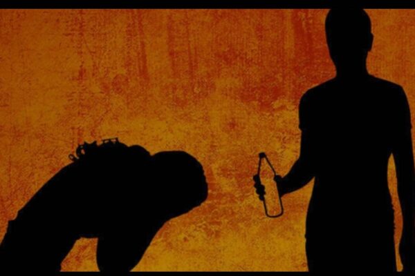 ഡൽഹി സർവകലാശാലയിൽ വിദ്യാർഥിനിയ്ക്ക് നേരെ ആസിഡ് ആക്രമണം