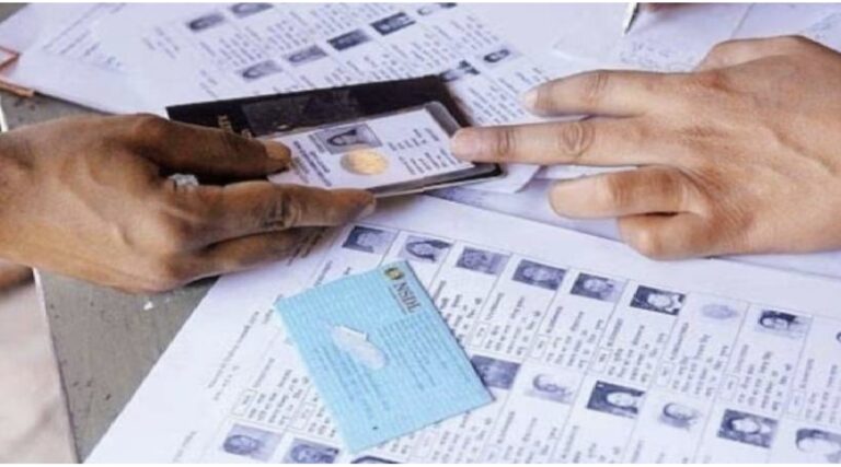 SIR കരട് പട്ടിക പ്രസിദ്ധീകരിച്ചു; ഒഴിവാക്കിയത് 24, 08,503 പേരെ, പരാതികള്‍ ജനുവരി 22 വരെ നല്‍കാം