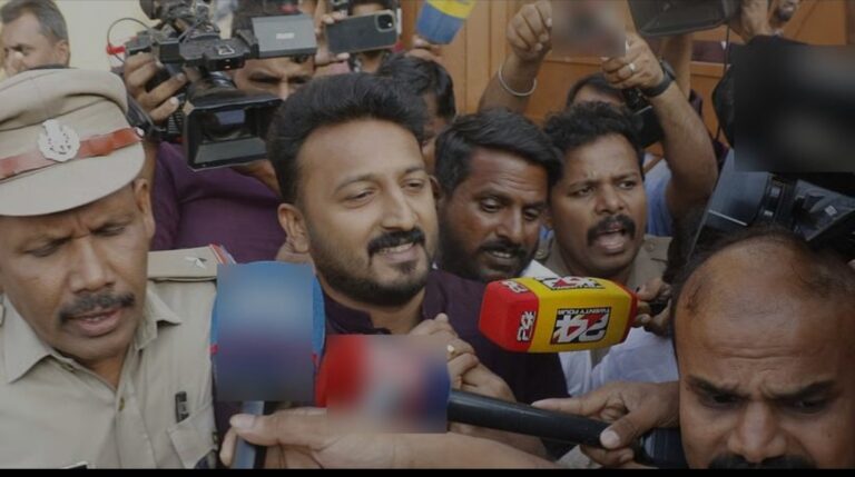 മറ്റ് ഫ്ലാറ്റ് വാസികൾക്ക് ബുദ്ധിമുട്ടാകുന്നു; പാലക്കാട്ടെ ഫ്ലാറ്റ് ഒഴിയാൻ രാഹുൽ മാങ്കൂട്ടത്തിനോട് ആവശ്യപ്പെട്ട് അസോസിയേഷൻ