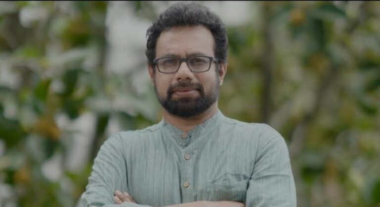 ക്രിസ്മസ് ആഘോഷത്തിൽ ‘ഗണഗീതവും’, ഭരണഘടനാ വിരുദ്ധമെന്ന് ജോൺ ബ്രിട്ടാസ്; കേന്ദ്രമന്ത്രിക്ക് കത്തയച്ചു