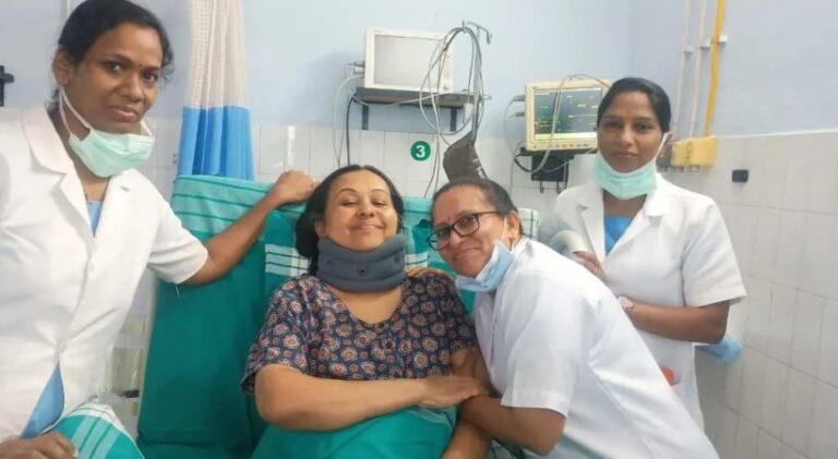 ഐസിയുവില്‍ മന്ത്രിക്കൊപ്പം നഴ്‌സുമാരുടെ സെല്‍ഫി; വിശദീകരണം തേടി ആരോഗ്യമന്ത്രിയുടെ ഓഫിസ്; നഴ്‌സുമാര്‍ക്കെതിരെ നടപടിക്ക് സാധ്യത