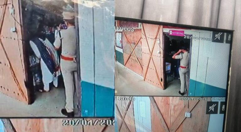 സുരക്ഷാ വീഴ്ച? പേരാമ്പ്രയിൽ സ്ട്രോങ് റൂം തുറന്നെന്ന് UDF; ആരോപണം തള്ളി ഉദ്യോഗസ്ഥർ