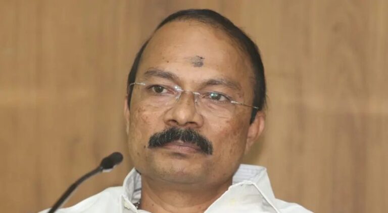 ശബരിമല സ്വര്‍ണക്കൊള്ള: പി എസ് പ്രശാന്ത് ജയില്‍ മോചിതനായി